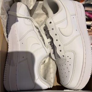 Women’s news in box Air Force 1 ‘07